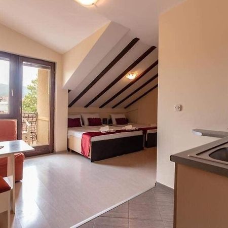 Denicia Apartments Ohrid Bagian luar foto