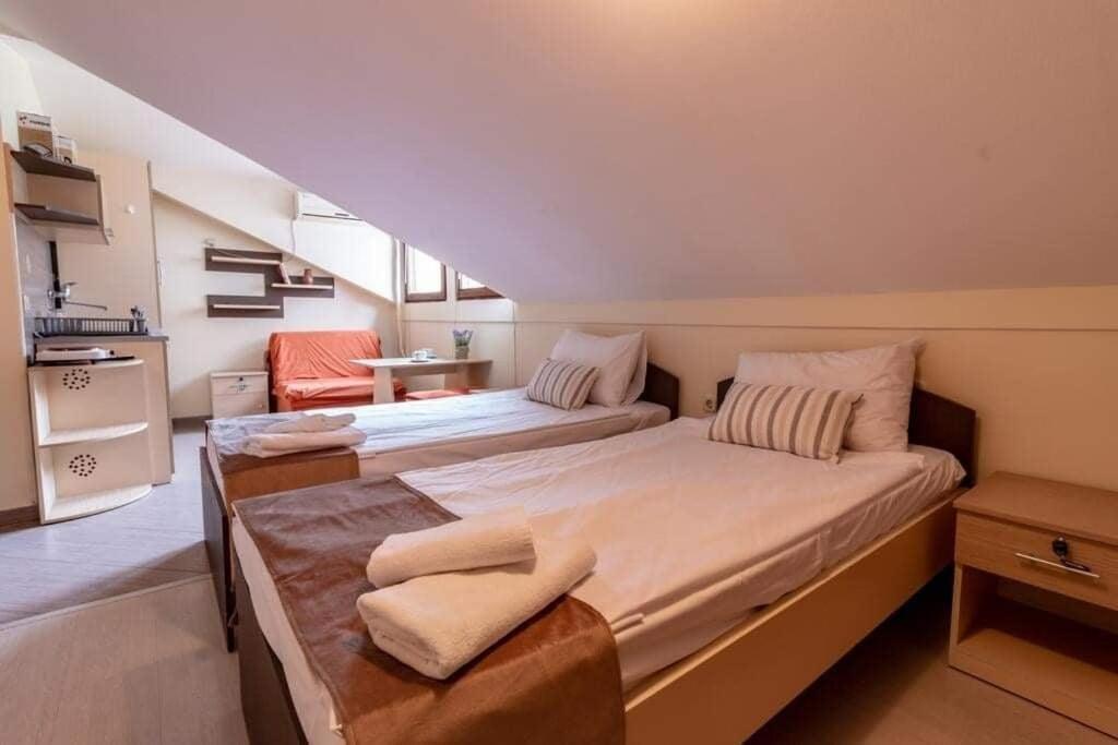 Denicia Apartments Ohrid Bagian luar foto